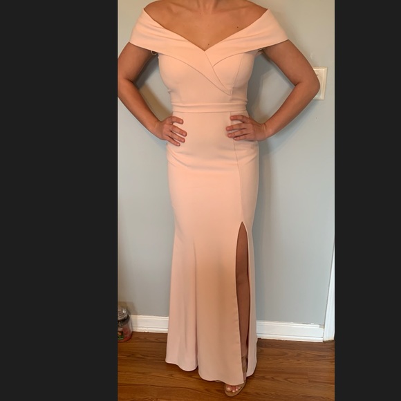 Dress! - Picture 1 of 4